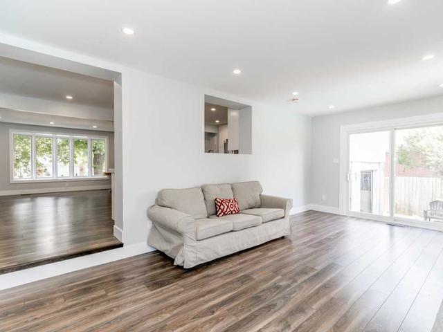 821 Three Seasons Dr