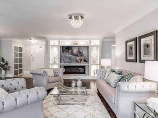 1 Clark Ave W, Unit 702