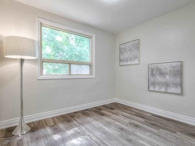 320 Taylor Mills Dr N