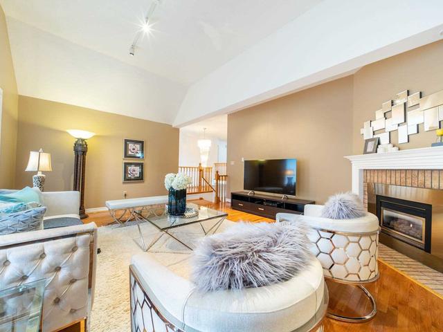 17 Calderbridge Cres
