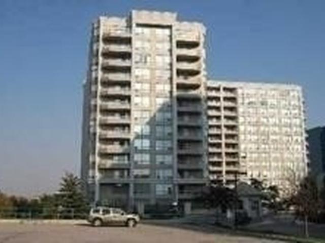 9017 Leslie St, Unit 105