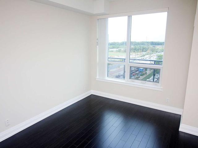1016 - 370 Highway 7 E