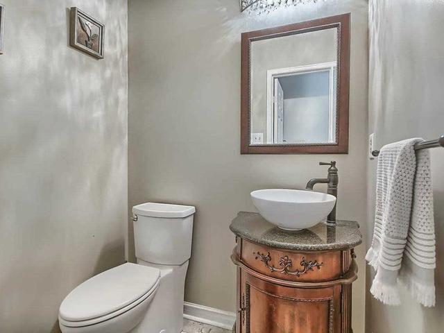 859 Leslie Valley Dr