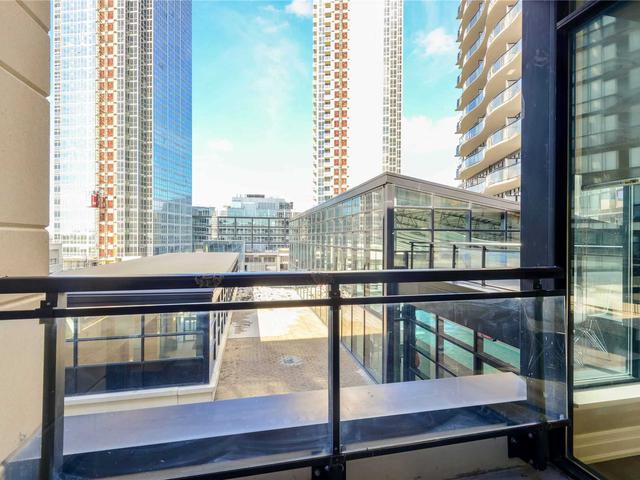 313 - 2900 Highway 7