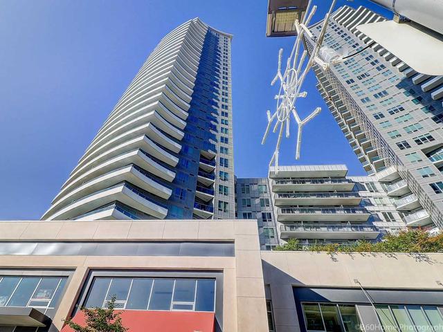 7171 Yonge St, Unit 302