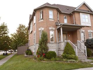 60 Ellesmere St