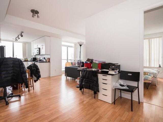 1607 - 60 South Town Centre Blvd