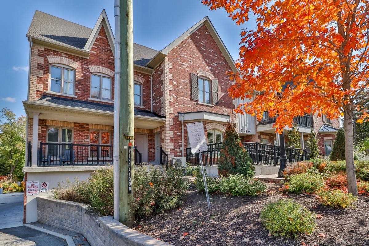 103 9589 Keele St, Maple Suspended, N4612436 Condos.ca