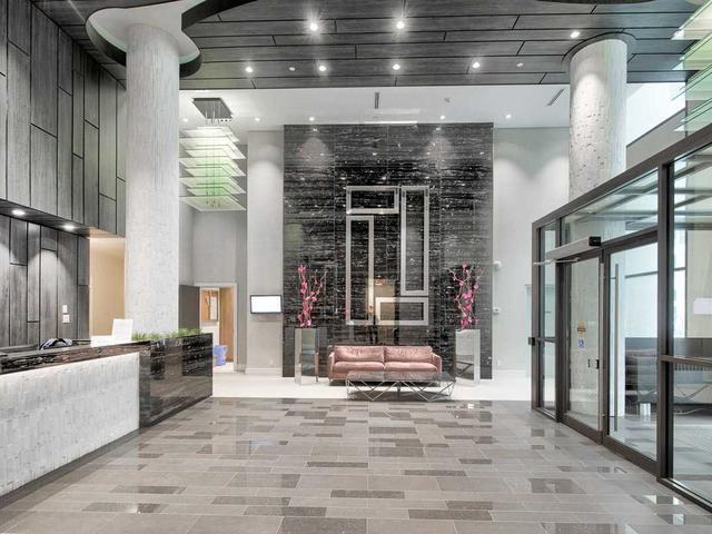 9191 Yonge St, Unit 606
