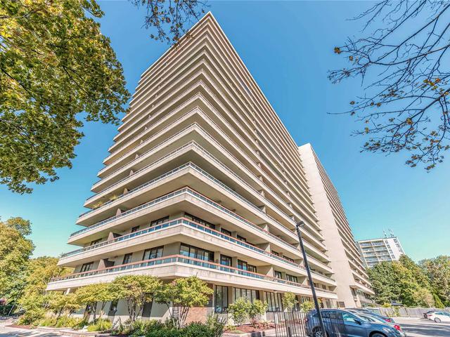 8111 Yonge St, Unit 304
