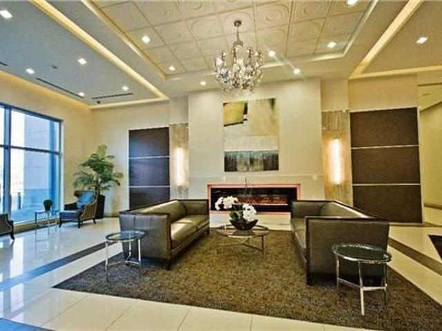 7161 Yonge St, Unit 1631