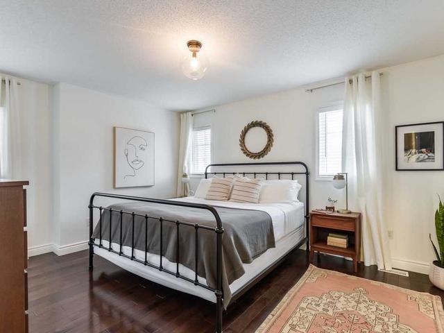 334 Spruce Grove Cres