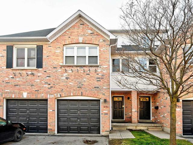 81 Northern Heights Dr, Unit 29A