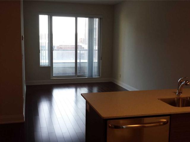 303 - 8228 Birchmount Rd