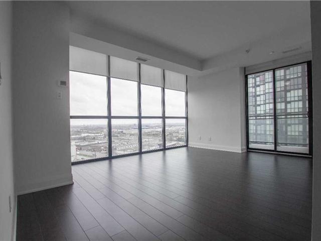 2004 - 2900 Highway 7 Rd