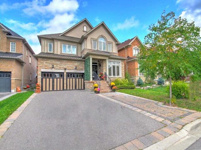 105 Thornhill Ravines Cres