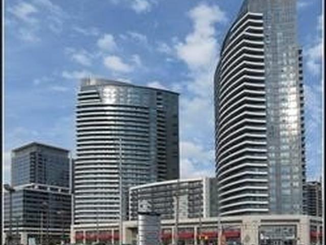 7171 Yonge St, Unit 416