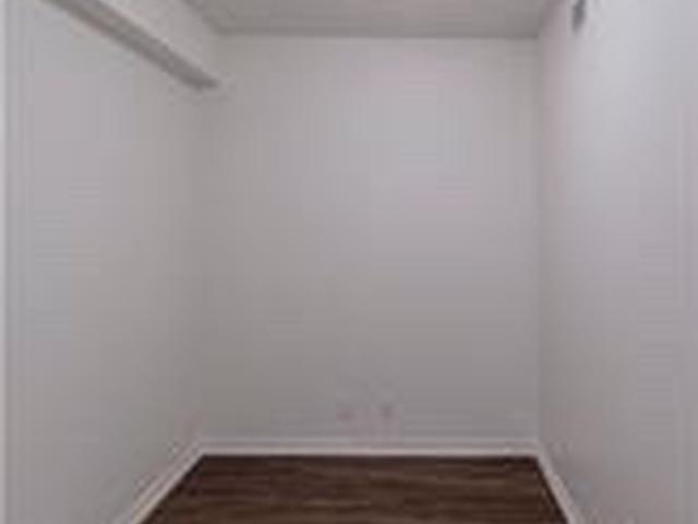 322 - 8323 Kennedy Rd