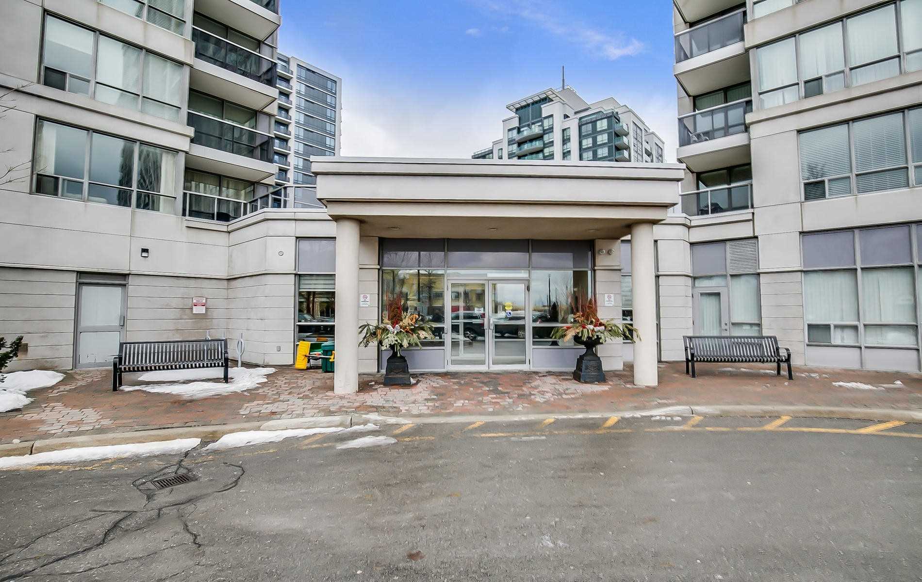 706 50 Disera Dr, Thornhill Sold, N4696609 Condos.ca