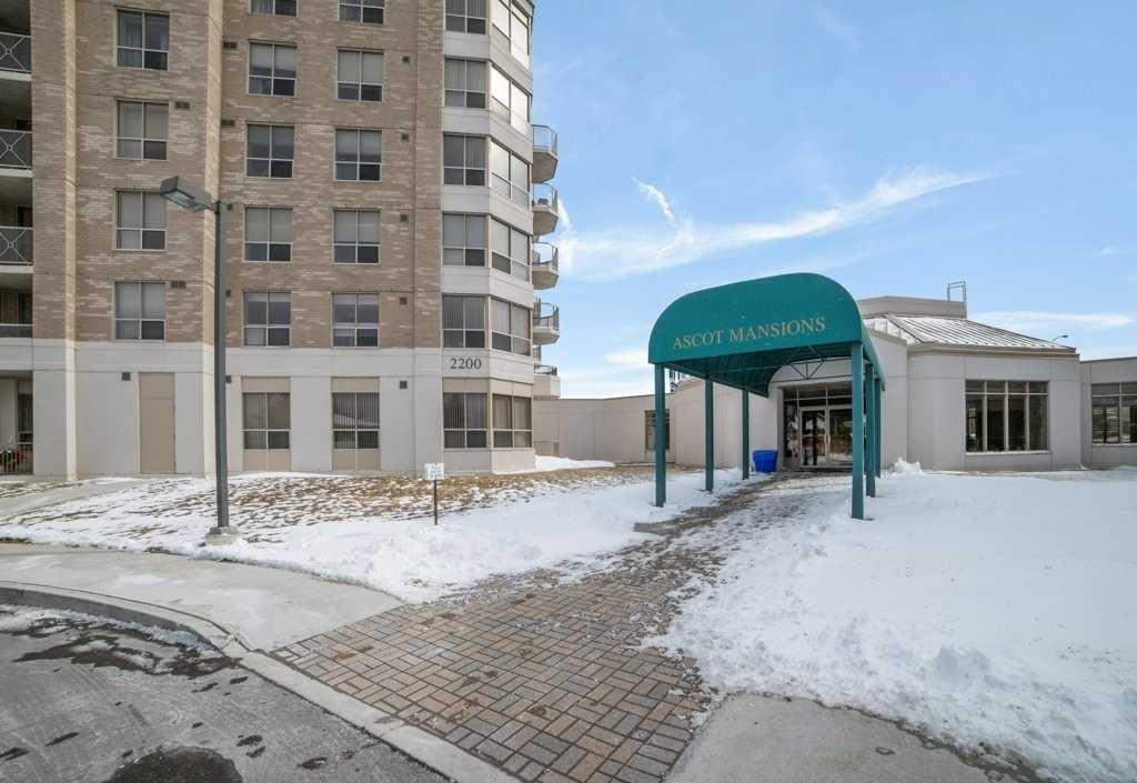 102 2200 John St, Thornhill Suspended, N4705444 Property.ca