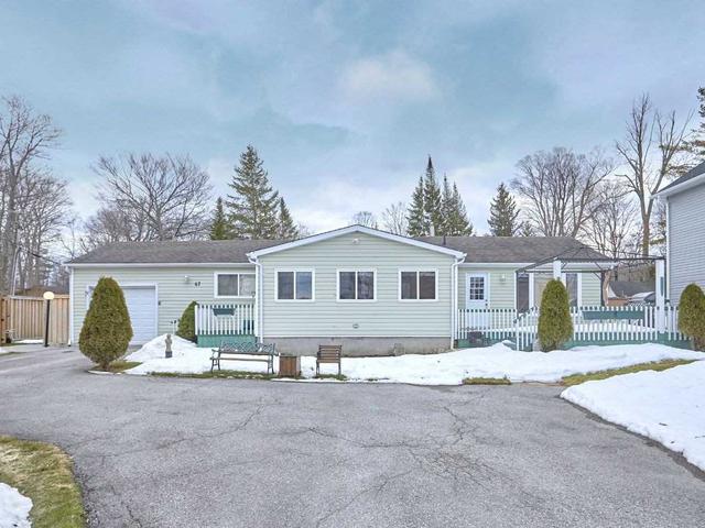 67 Lakeside Dr