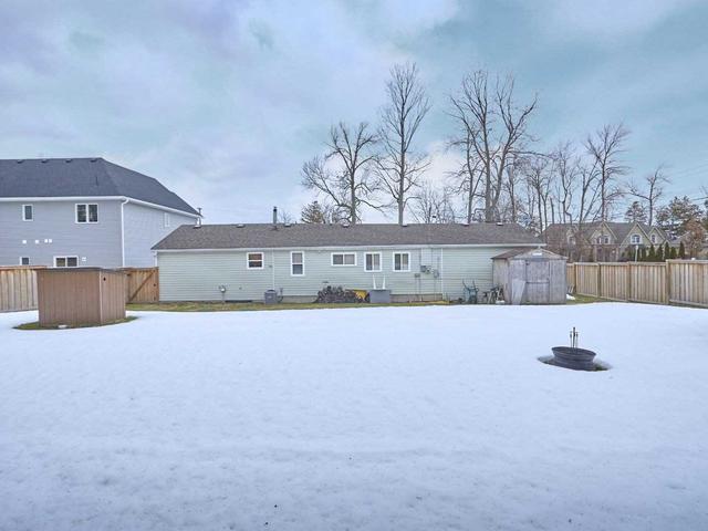 67 Lakeside Dr