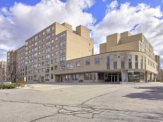 326 Major Mackenzie Dr E, Unit 318