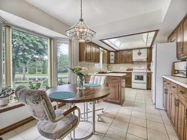 8 Peter Schneider Dr