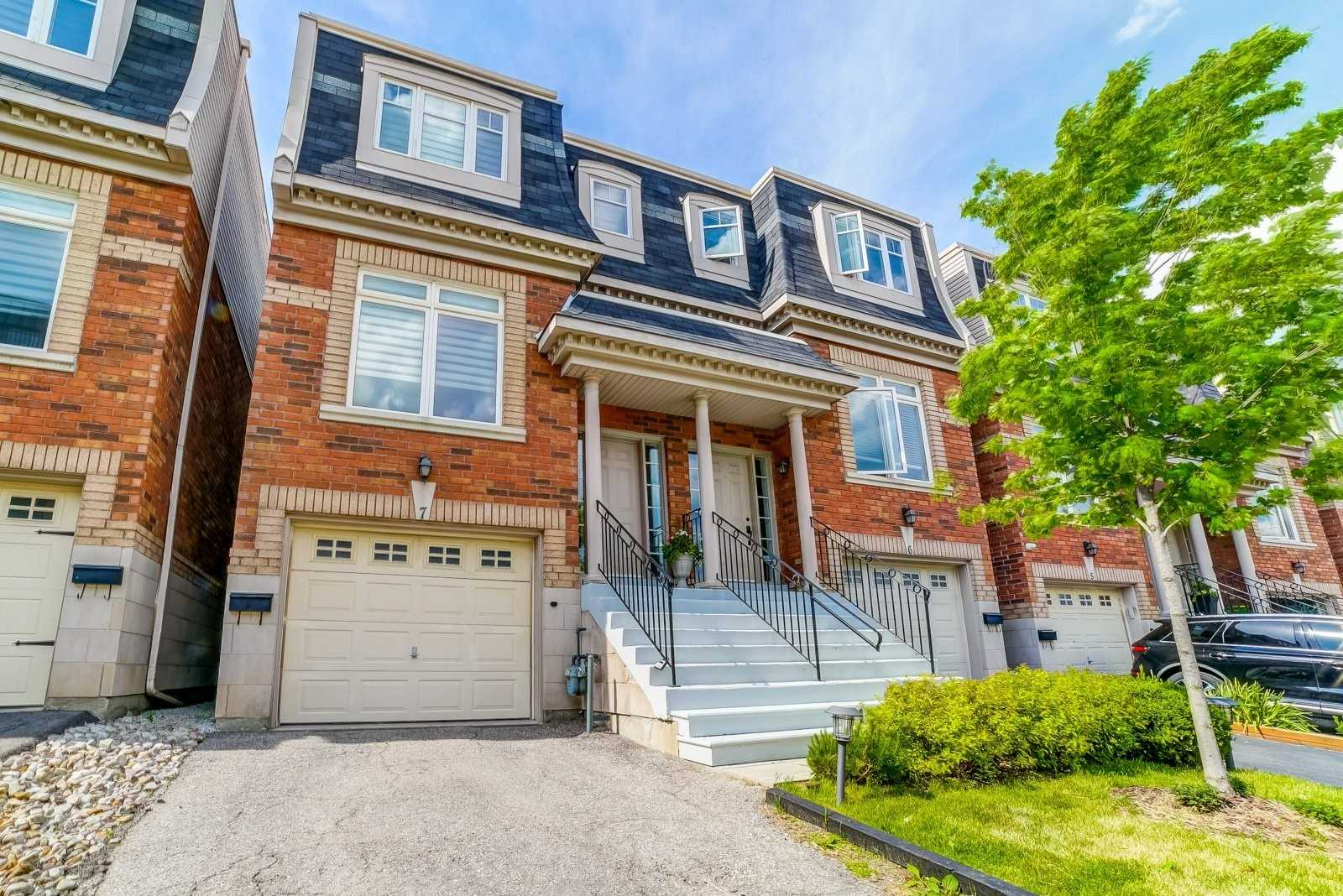 7 8032 Kipling Ave, Woodbridge Sold, N4782582 Condos.ca