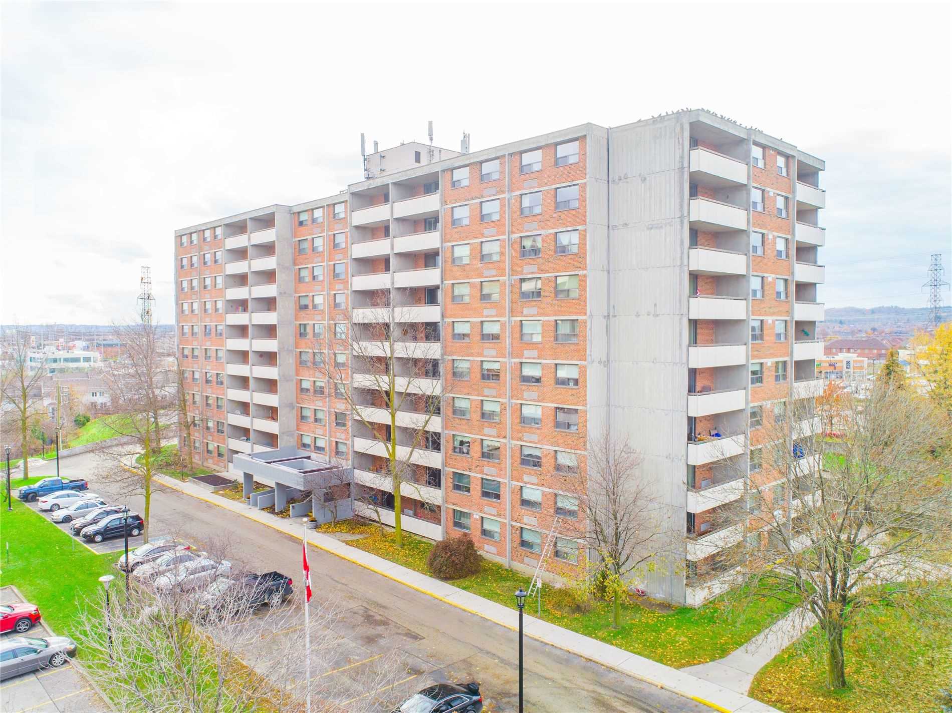 905 20 William Roe Blvd, Newmarket Sold, N4783701 Condos.ca