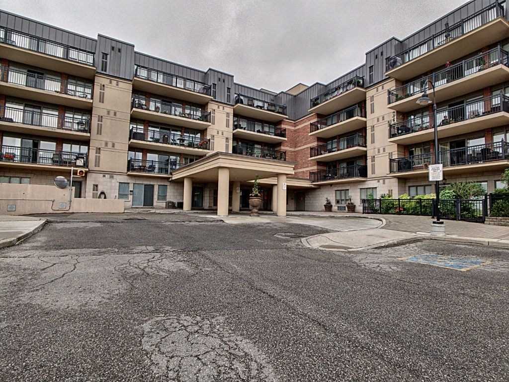 212 8026 Kipling Ave, Woodbridge Sold, N4805031 Condos.ca