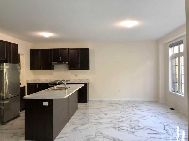 58 Forest Edge Cres
