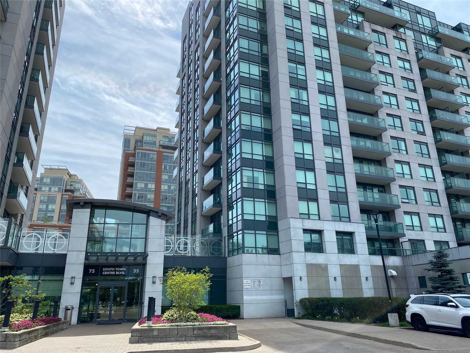 905 55 South Town Centre Blvd,