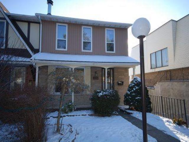 1 - 2238 Upper Middle Rd