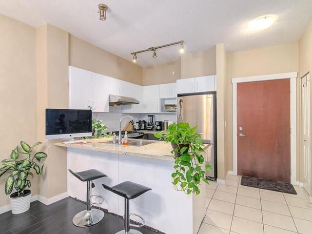 423 - 9288 ODLIN ROAD