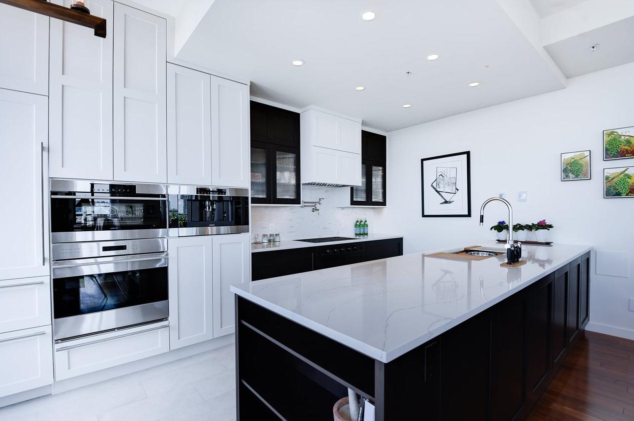 2102 1 RENAISSANCE SQUARE, New Westminster Expired, R2379411 Condos.ca