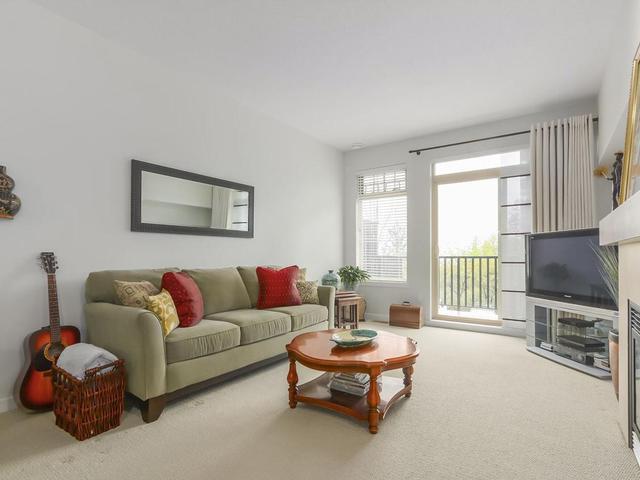16 - 55 HAWTHORN DRIVE