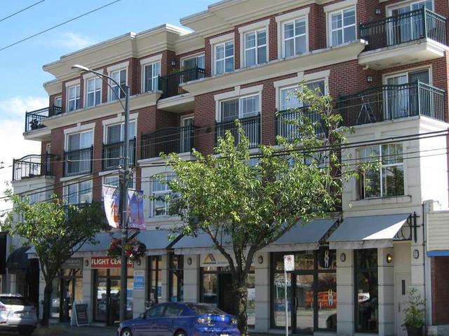 202 - 4542 W 10TH AVENUE
