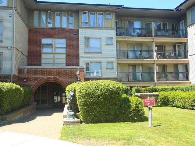 2205 - 5113 GARDEN CITY ROAD