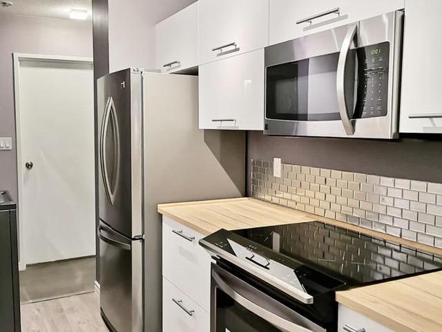 111 - 7751 MINORU BOULEVARD