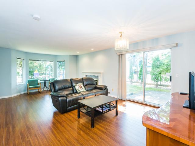 6 - 7911 MOFFATT ROAD