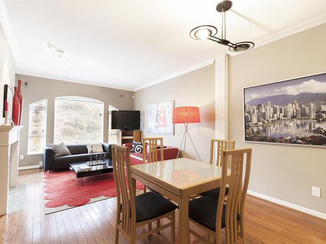 511 - 5262 OAKMOUNT CRESCENT