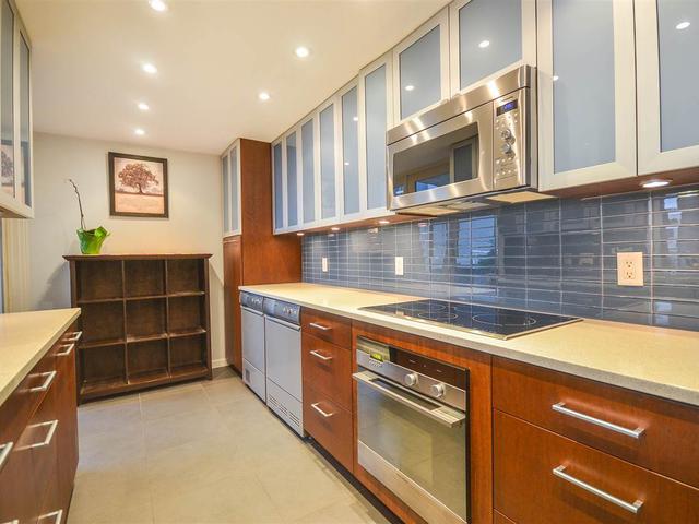 202 - 1235 W BROADWAY