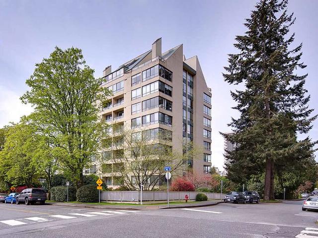 401 - 1412 ESQUIMALT AVENUE
