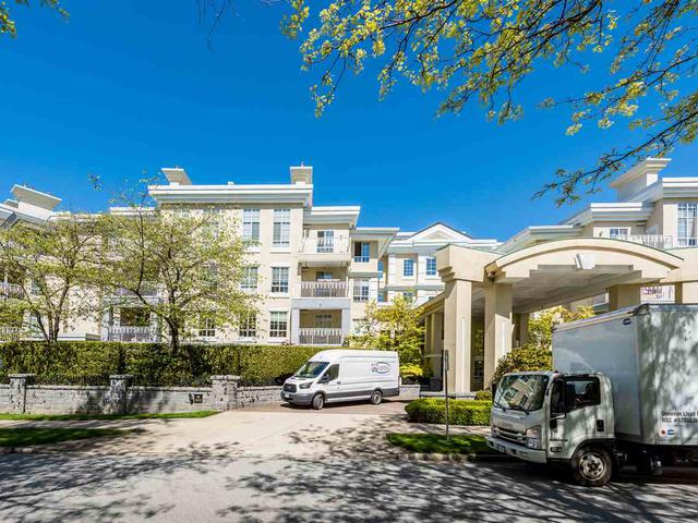 409 - 5835 HAMPTON PLACE