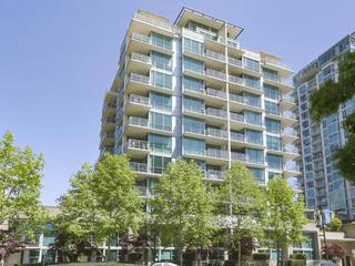 801 - 168 E ESPLANADE