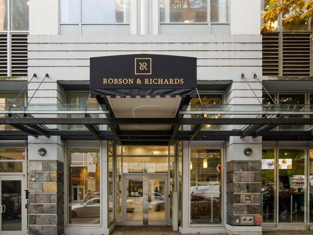 801 - 480 ROBSON STREET