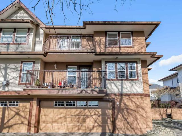 5 - 1290 LAVAL SQUARE
