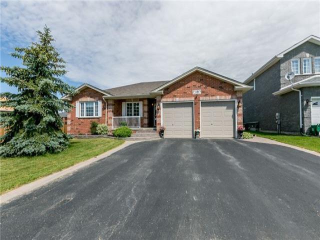 16 Burton Cres