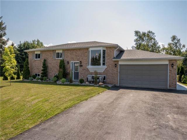 12 Edgewood Cres